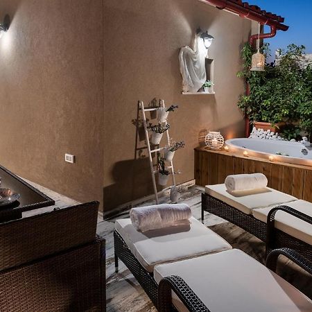 Castello Luxury Residence With Private Jacuzzi 하니아 외부 사진