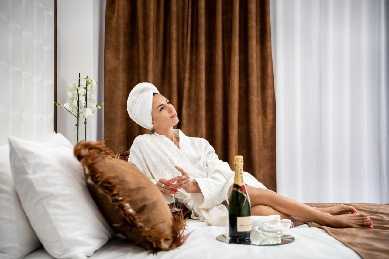 Castello Luxury Residence With Private Jacuzzi 하니아 외부 사진