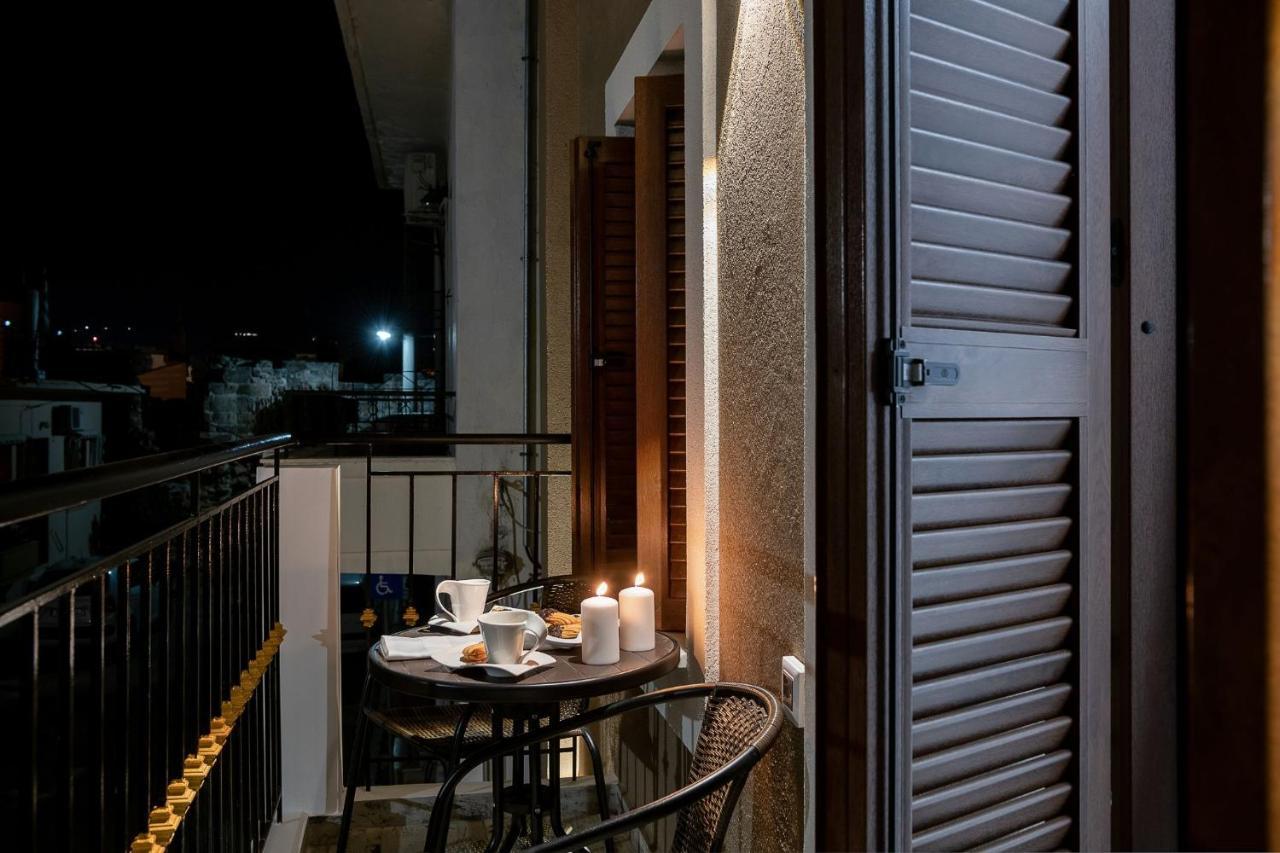 Castello Luxury Residence With Private Jacuzzi 하니아 외부 사진